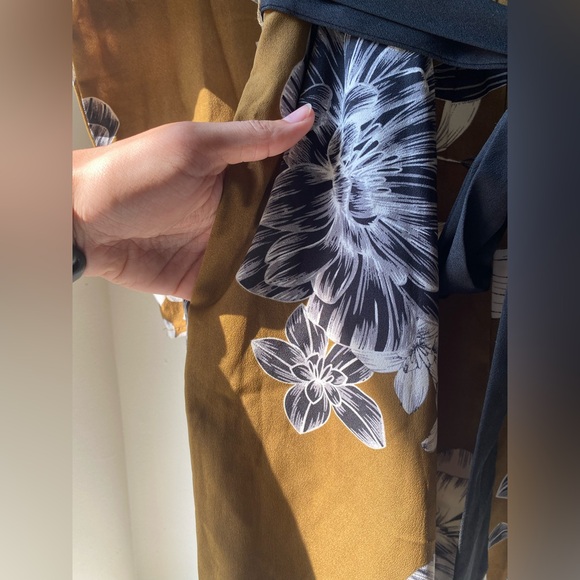 Who What Wear Green Floral Jumpsuit - Picture 4 of 6